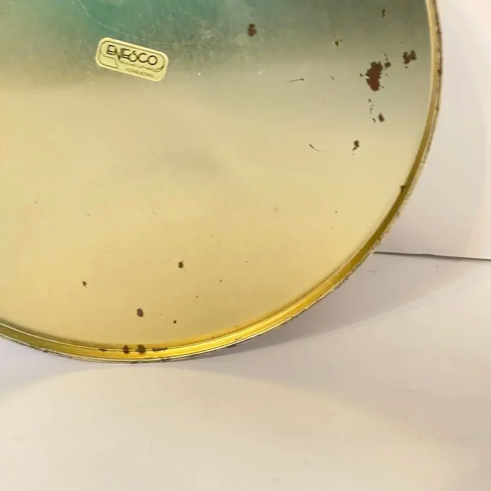 Vtg ENESCO Precious Moments Christmas Cute Tin with‎ Small Pitting Round Family